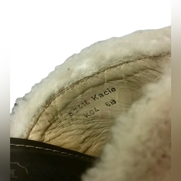 Coach Heels - Picture 4 of 4